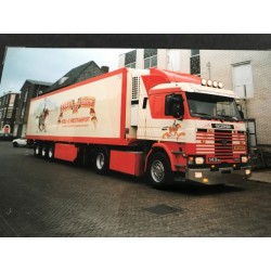 SCANIA 143 M AVEC REMORQUE FRIGORIFIQUE