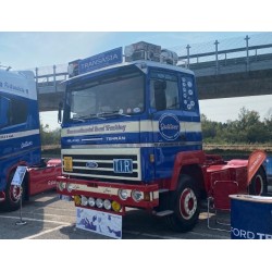 Ford Transcontinental 4x2