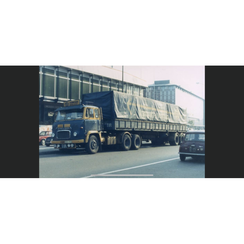SCANIA VABIS AVEC REMORQUE BACHEE 2 ESSIEUX