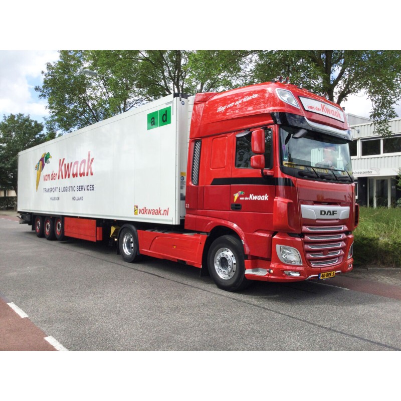 DAF XF SUPER SPACE CAB MY2017 4X2 AVEC REMORQUE FRIGORIFIQUE
