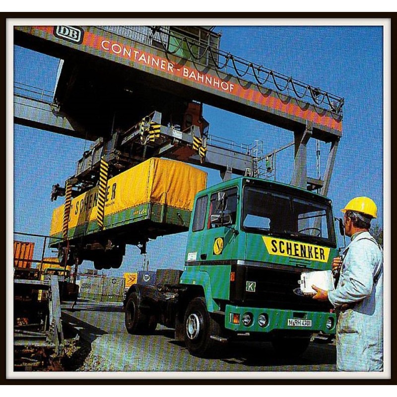 FORD TRANSCONTINENTAL AVEC REMORQUE BACHEE