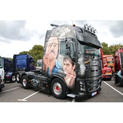 VOLVO FH4 GLOBETROTTER XL 6X2