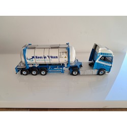 VOLVO FH 5 AVEC REMORQUE CITERNE CONTAINER
