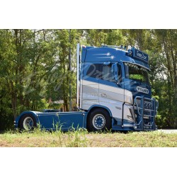 VOLVO FH5 GLOBETROTTER 4X2