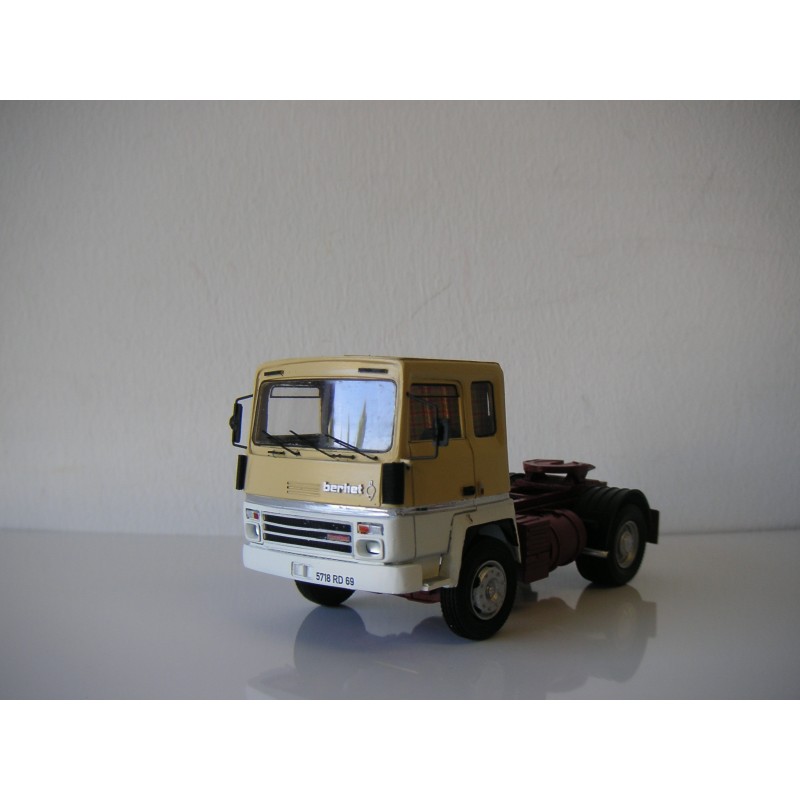 BERLIET TR 280 TRACTEUR SOLO