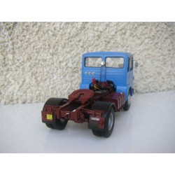 SAVIEM SM 240 TRACTEUR SOLO