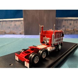 Kenworth  AVEC REMORQUE  BETAILLERRE