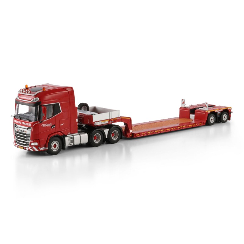 DAF XG AVEC REMORQUE PORTE ENGINS