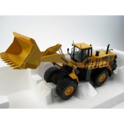 CHARGEUR komatsu wa 600